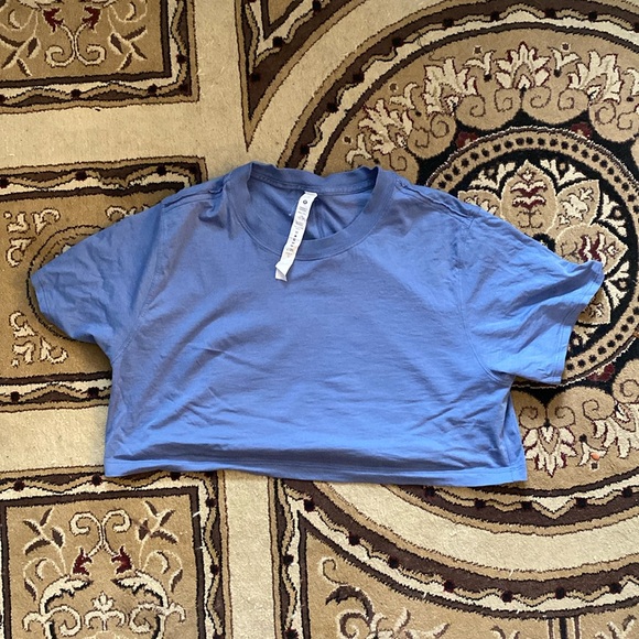 Lululemon All Yours Cropped T-Shirt in 
Water Drop - size 4 - Picture 3 of 4